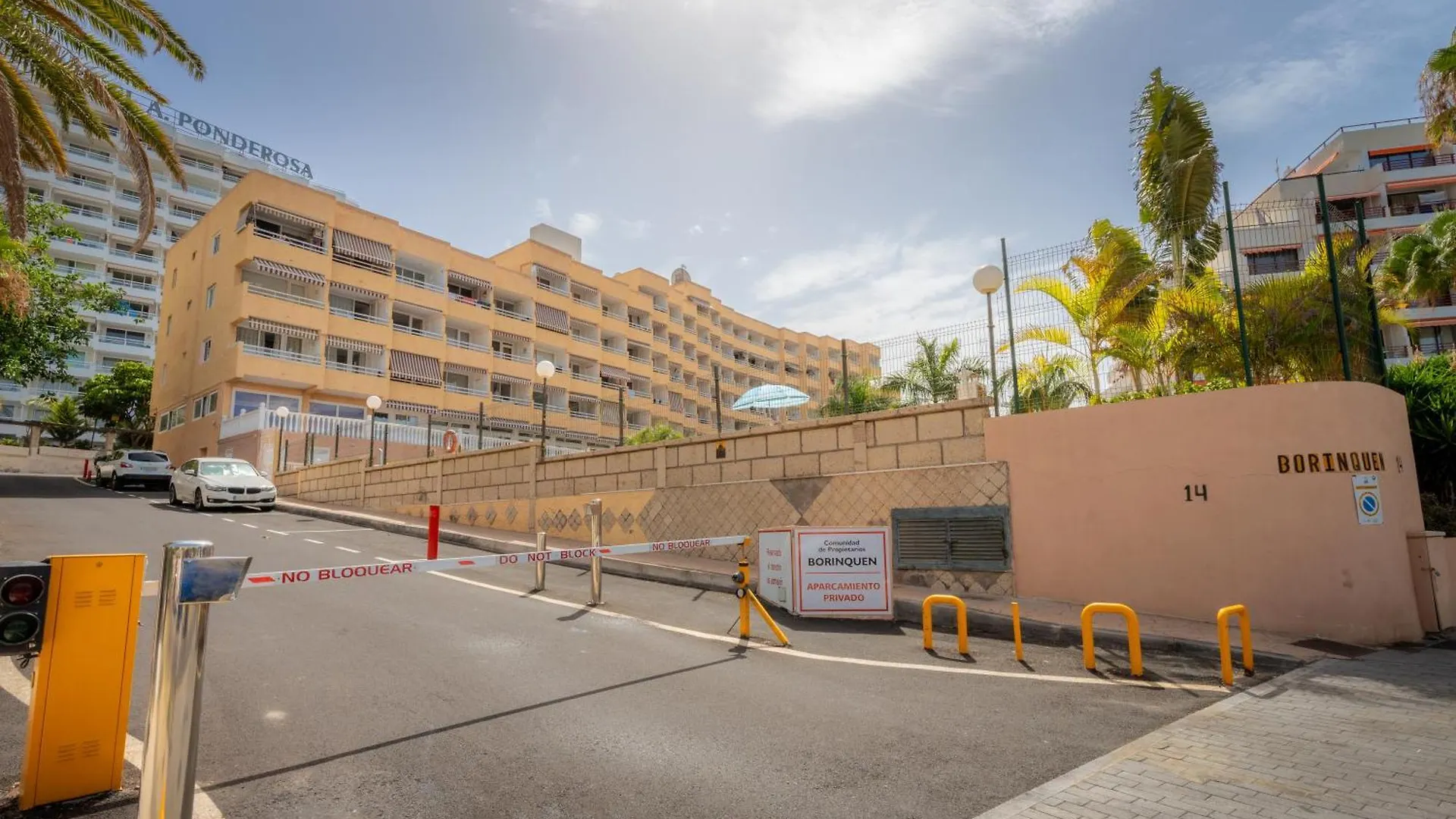 Apartamentos Borinquen Playa de las Américas 2*,  España