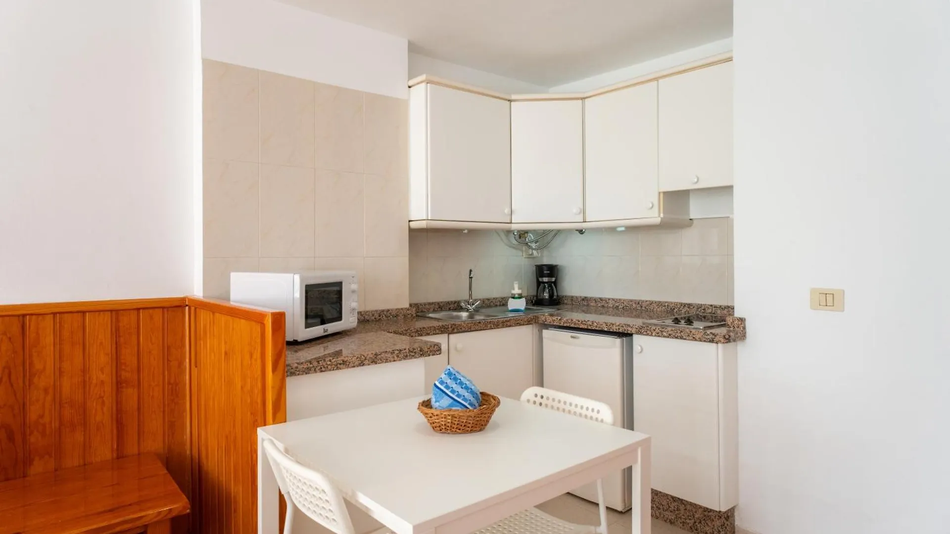 Apartamentos Borinquen Playa de las Américas Apartahotel